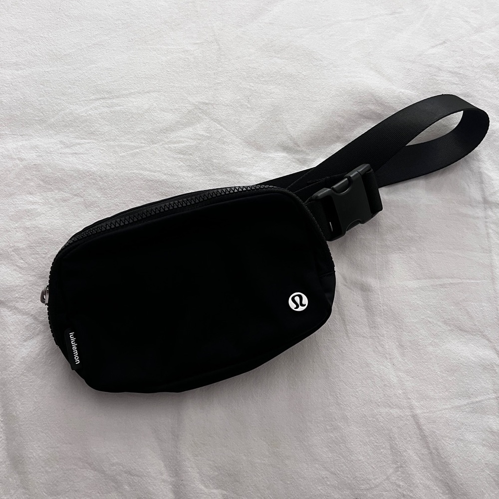 Lululemon Black Belt Bag